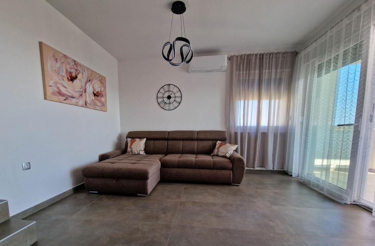Villa Poseidon 诺瓦利娅 外观 照片